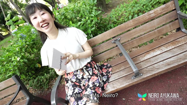 Tenshigao: Шопница из Токио мисс Neiro Ayukawa с идеальным телом, она показывает нам