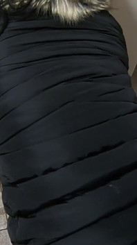 밀피칼라 - 더러운 다운 재킷을 입고 목구멍 깊숙이 섹스하고 섹스하기 220