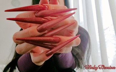 KinkyDomina: Adora le mie divine unghie a spillo joi