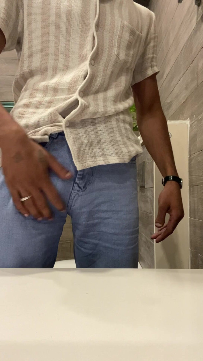 WeakBond365: Top Dalam Tha Washroom Hurdj Na