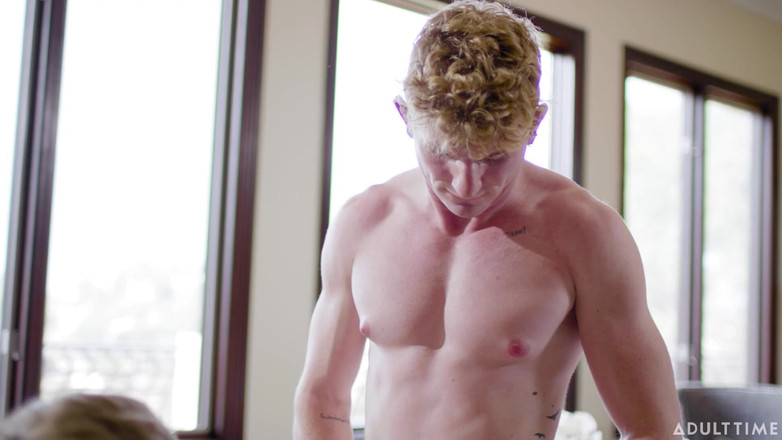 Heteroflexible: Heteroflexible - Laskavý Eric Charming's Sousedly Welcome sparks Max Lorde's Steamy...