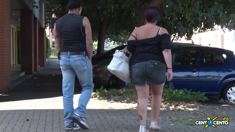 CentoXCento Italia: BBW 여자 Capoccia와 그녀의 의붓여친과의 난교
