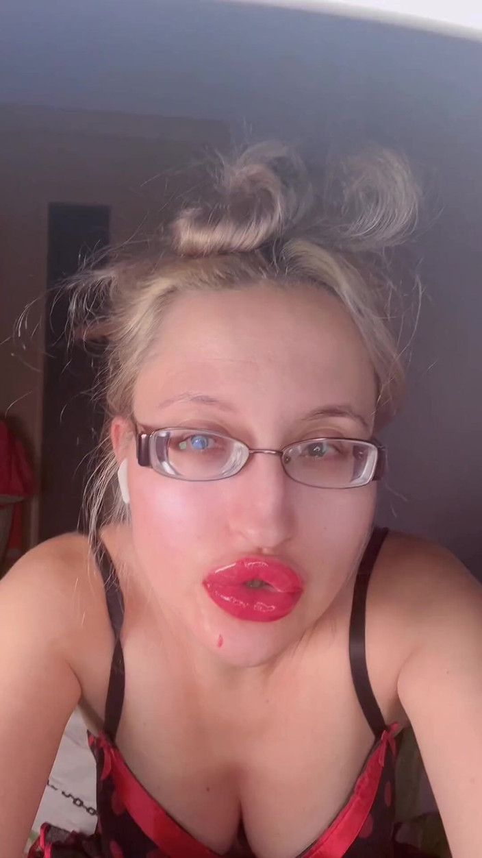 FinDom Goaldigger: Dipendenza da tette non nude