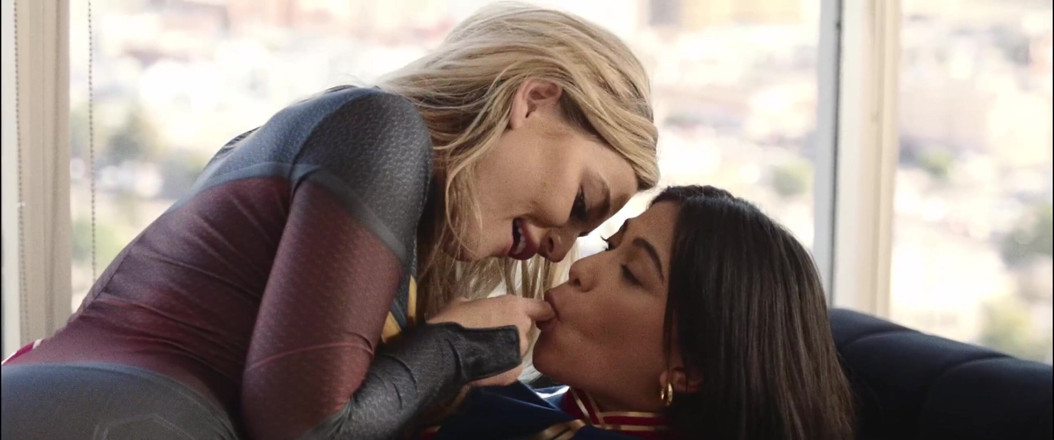 Cosplayground: Superhero Threesome