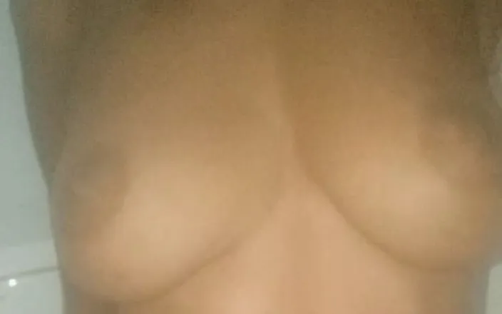 Thaassy-TV: Love My Vibrator