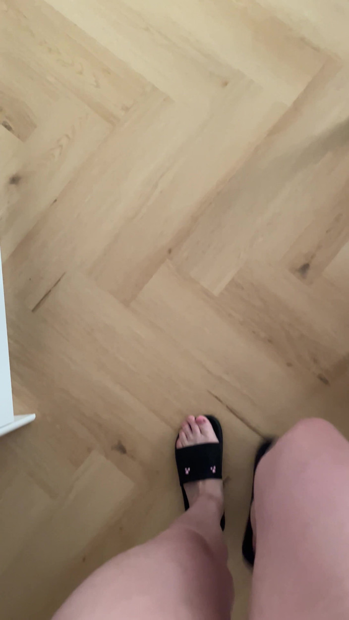 Feet: Мне нравится носить шлепанцы