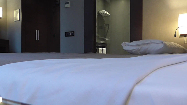 Robin Reid: Bersenang-senang dengan Lily Veroni yang seksi. Creampie internal