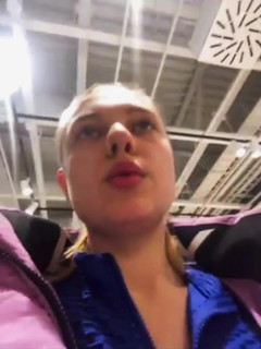 JuiceLussie: Extrémní stream. Šukání a stříkání v lese