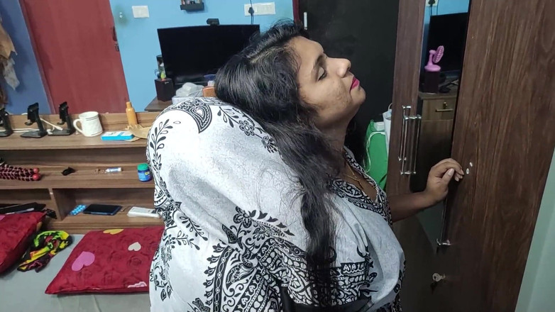 Vaigavarun45: Mallu Profesor student futai romantic fierbinte dur în cămașă de noapte...