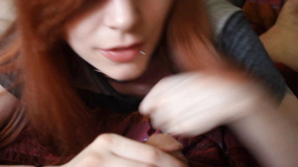 GamerGirlRoxy: Taťka malá děvka po třídních domácích pracích