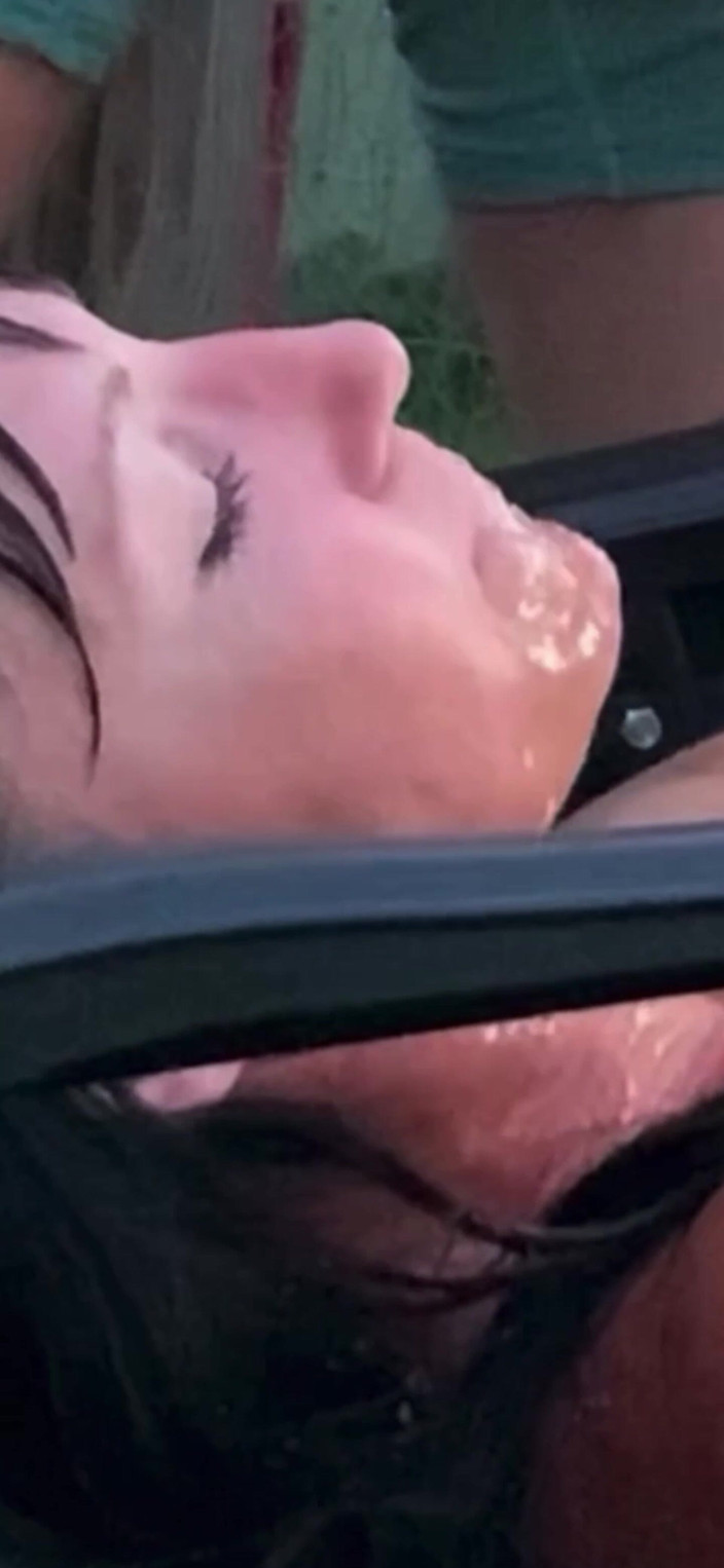 Farmers Wifey: Orinar en mi cara cubierta de esperma, marcarme