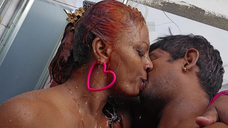 Beauty7Angels: Blowjob percintaan bilik air dan kongkek pepek Nilmini Sheron