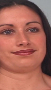 Hooters Waitress Shows Us All What We Were Waiting for