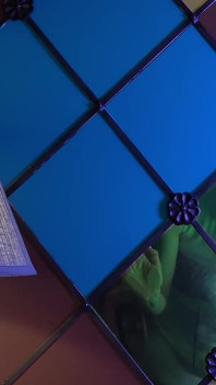 Líbej svou nevlastní matku, jako by byla tvá přítelkyně