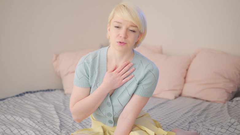 Jolie Lyon: Teman wanita awak dicuckold