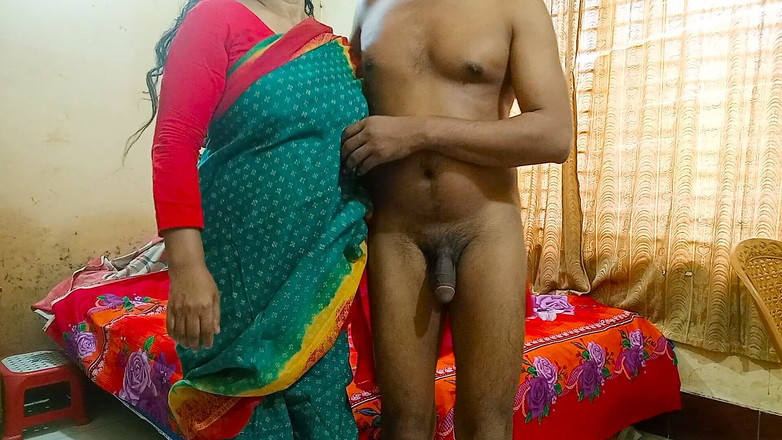 HotsexGirl: 18letý pár poprvé sex indická desi tetička hardcore sex nevlastní...