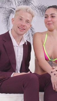 Charmer kyle stroker masuk ke dalam memek mira luv!