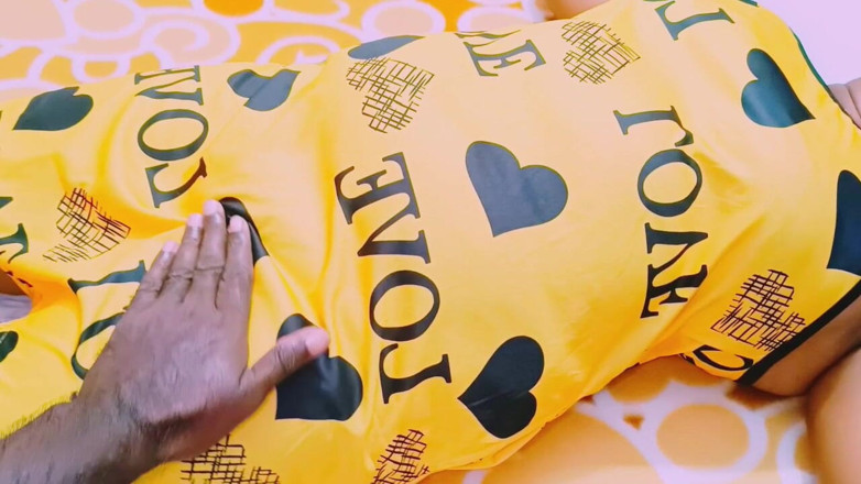 Telugu honey lips: Desi para