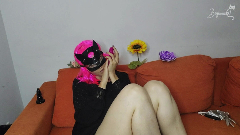 BigBoobCat: Ảo tưởng cuối cùng của tôi: bộ ngực to tự...