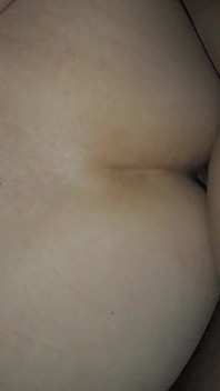 I Fuck My Neighbor From 404 Without a Condom While Her Husband Works