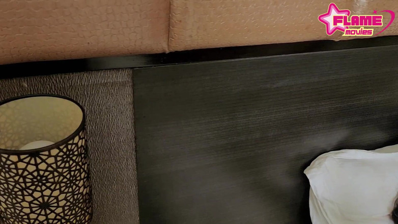 DesiHeat Studio: Heiße Desi bhabhi nimmt heißes bad in der dusche, während...