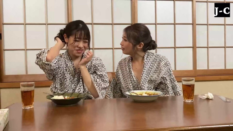J-Cams: Two Women Share a Daring Date of Wet Kisses and...