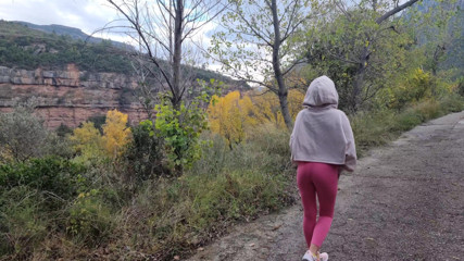 TheloveStory: Masturbation fantastique dans la montagne à l'extérieur, cul sexy