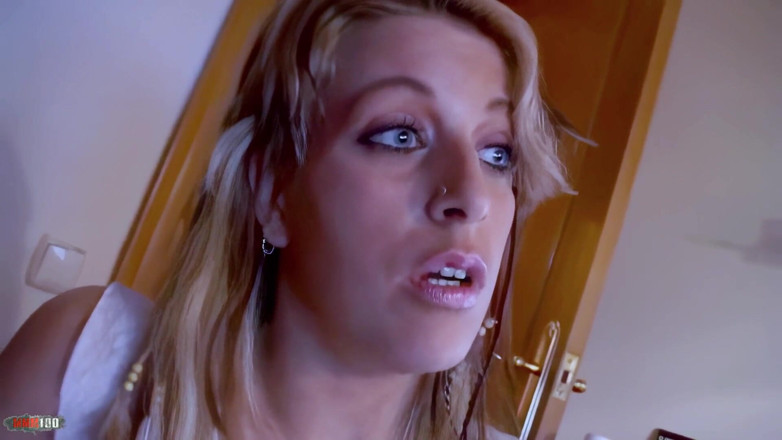 MMM100: Tigra: Temu bual kecil cepat di Perancis dengan MILF blonde...