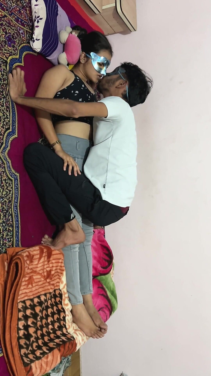 vinu5460: boyaphrend ke saath seks