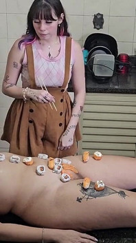 Cara terbaik untuk makan sushi
