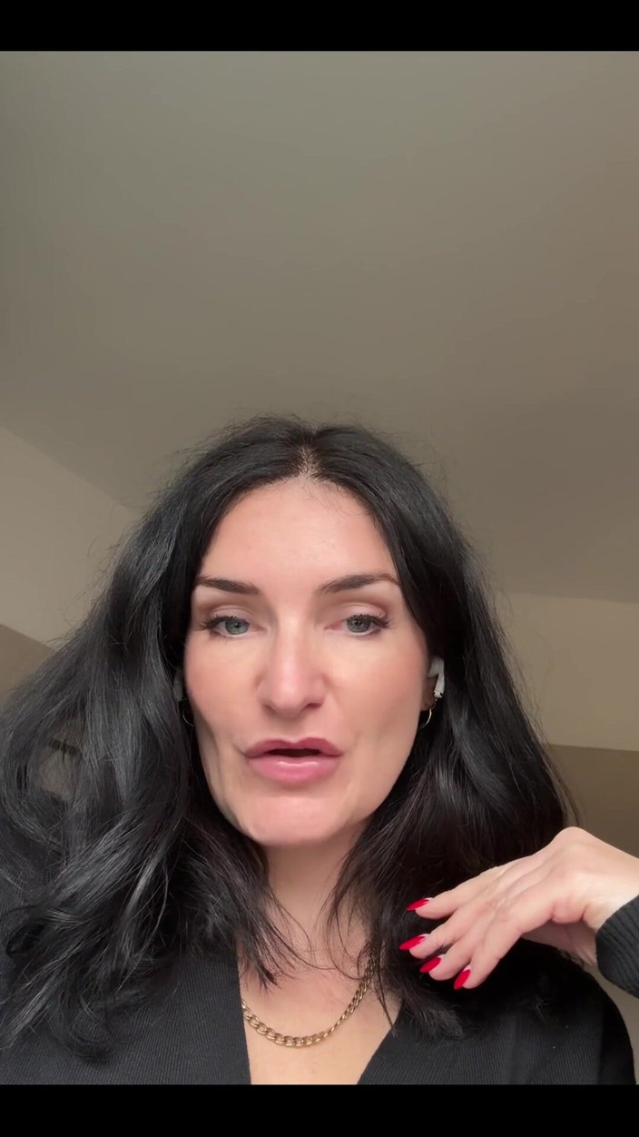 Adreena Winters: Податковий час із маленьким членом