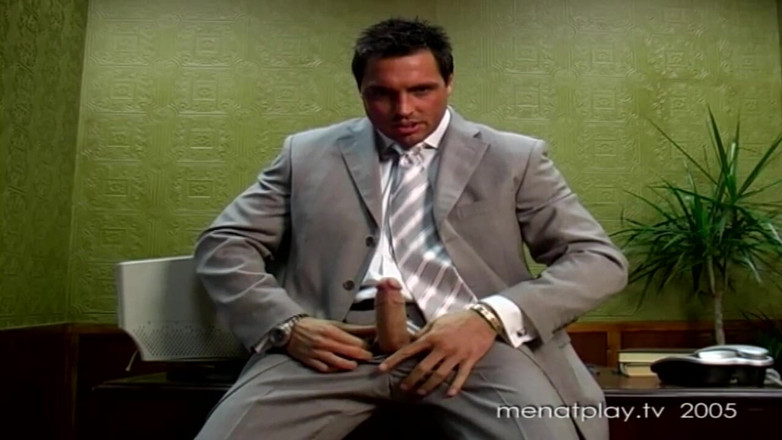 MenAtPlay: Sr. James