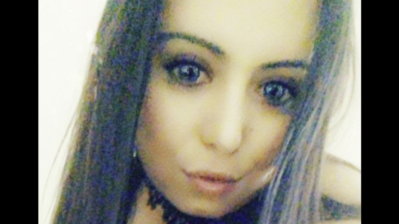 Reno Hot Wife: Une Femme Reçoit Un Creampie Du Voisin
