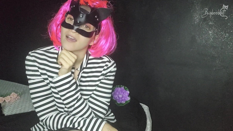 Big boob cat: Bonjour, je suis la chatte de tes rêves. Tu veux...