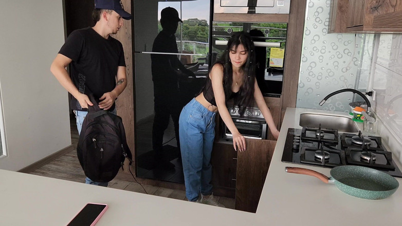 Jopy sex: 상사의 딸을 따먹는 배관공