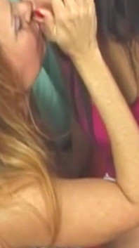 MiLF lesbica bocciolo di rosa Prolasso stuzzica e Festa della figa sciatta