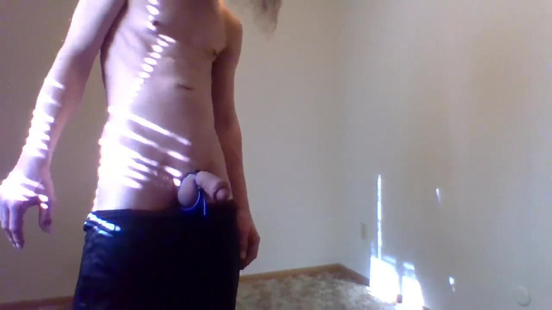 LilTaste: Track Pants &amp; Slapping My Juicy Bubblebutt