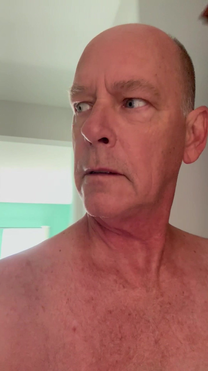 ProfessorPaul: Sujo padrasto cheirando calcinha