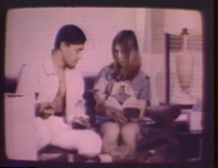 Vintage Usa: Un grosso cazzo duro vintage per una giovane troia selvaggia...