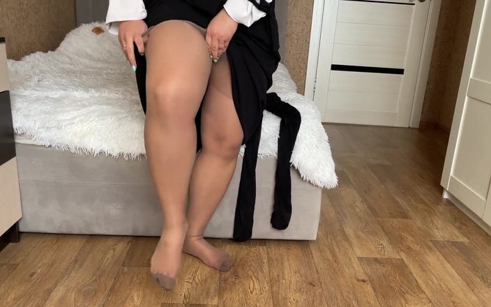 Lux Eva: J’ai aidé ma belle-mère à choisir des collants