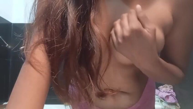 Anne White: Indisk by student stora bröst och våt fitta video
