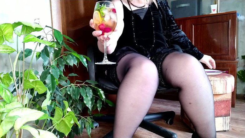 OurFetishLife: Milf rusa y su cola natural de polla