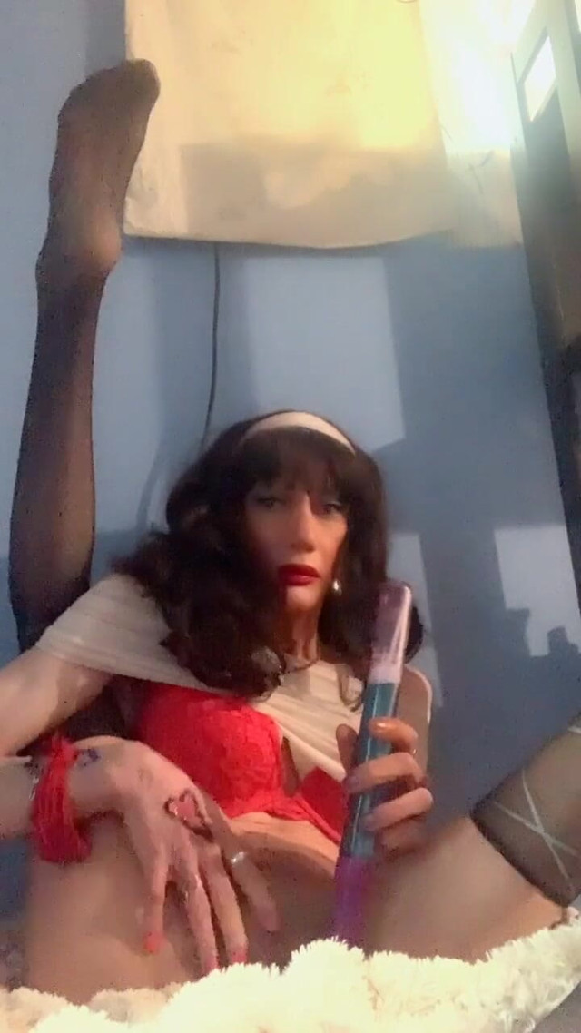 U Wanna Touch Me Dont Ya (Jazzmin Thomas)