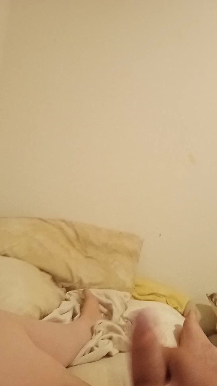 JG Risk: 8-25-2024 Ngocok kontol ulang tahun