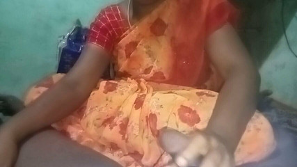 Priyanka314: Desi tante handjob im hotal room