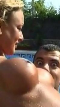 Sexy Video: Delfynn Delage Pool Mo 02