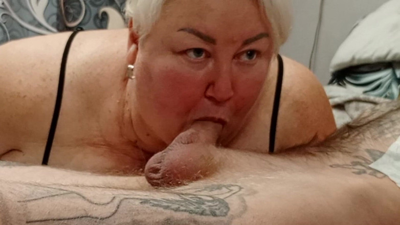 Zona901: Для моей мачехи мой хуй - конфетка, наполненная спермой