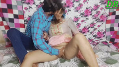 DeepReenu123: उसके घर पर चाचेरी बड़ी भाभी की अविश्वसनीय चुदाई