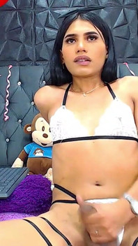 Bùng nổ khoái cảm với bộ đồ lót gợi cảm của tôi và một ham muốn không thể kiểm soát