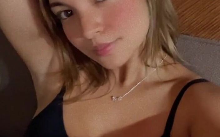 i_am_freya: Menos é mais, exceto quando se trata de confiança